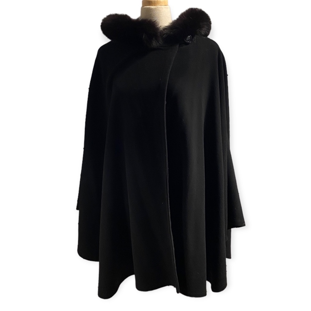 Marvin Richards Cashmere and Wool Cape with Fox Fur Collar O/S